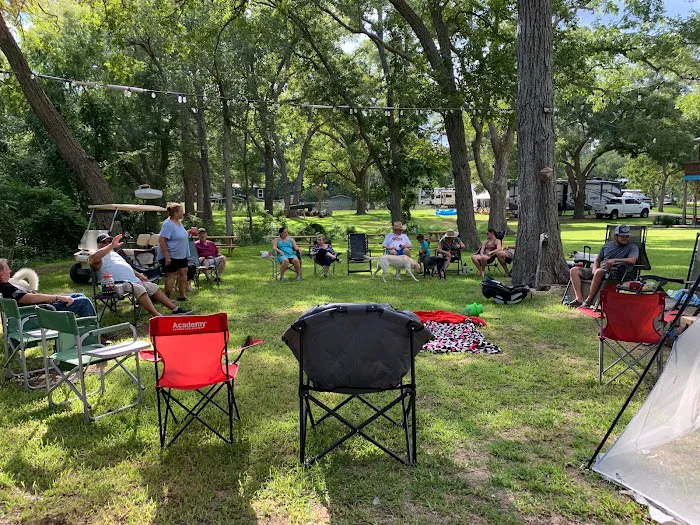 River Acres RV Park Picture 5