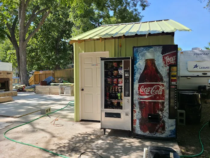 Gone Fishin RV Park Picture 8