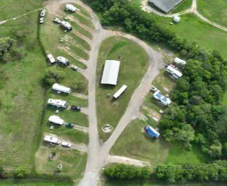 Spacious Country RV Park Picture 9