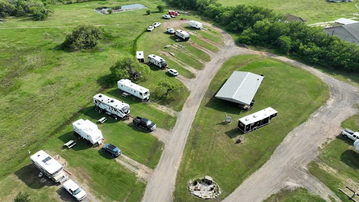 Spacious Country RV Park Picture 7