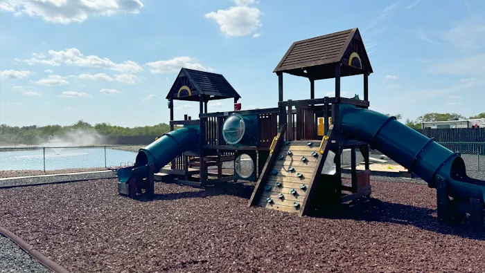 TLC RV Park and Resort Picture 9