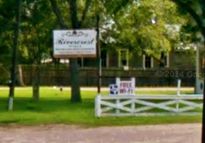 Rivercrest RV Park Picture 8