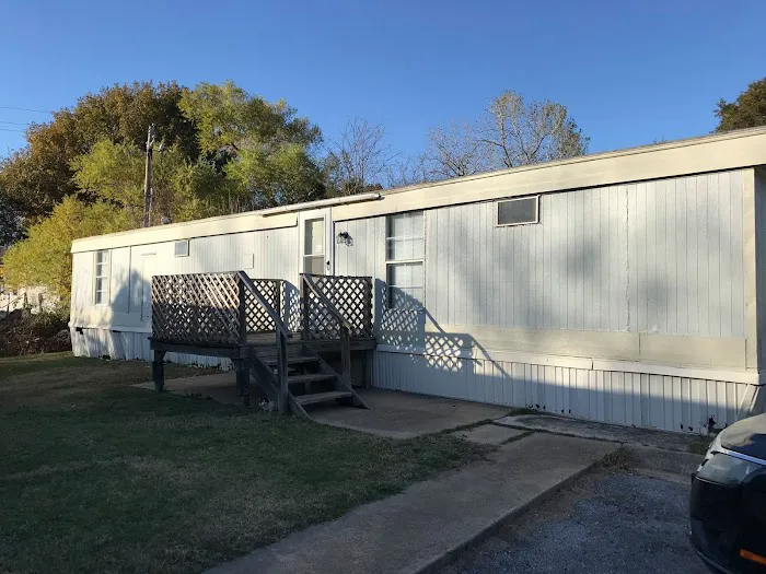 Meadowbrook Mobile Home Park Picture 3