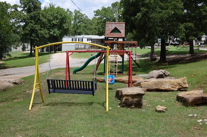 Shady Oaks RV Park Picture 4