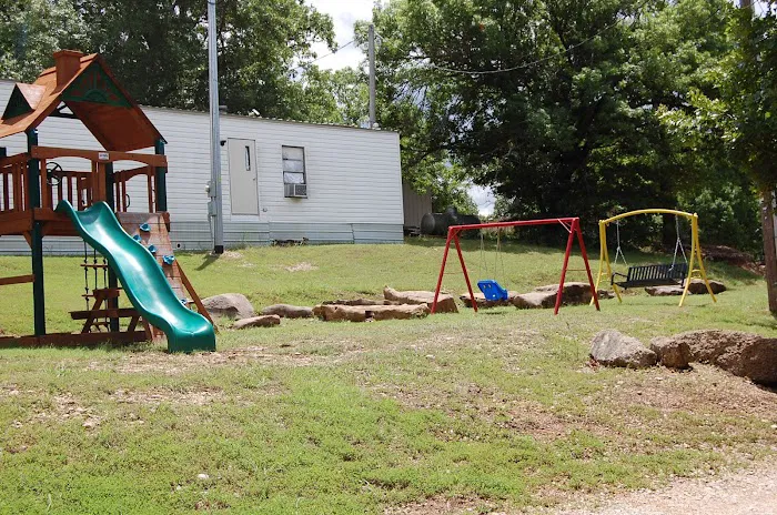Shady Oaks RV Park Picture 7