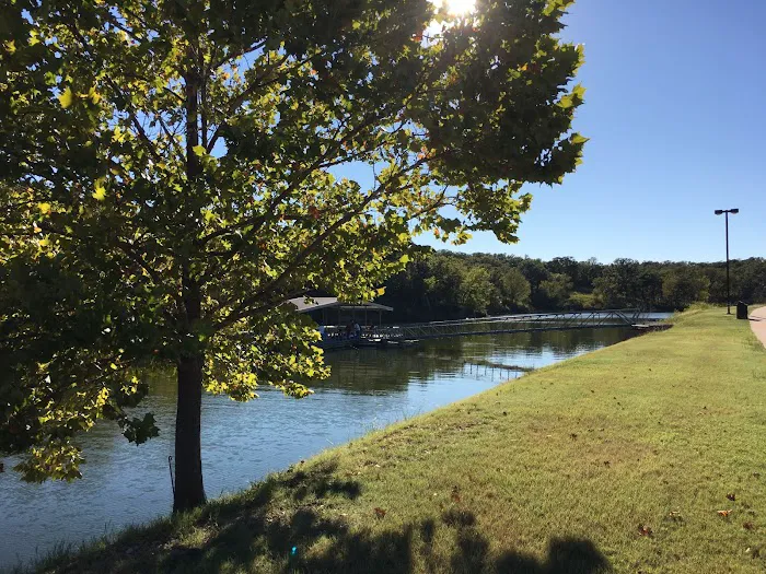 Lake Time RV Park Picture 9