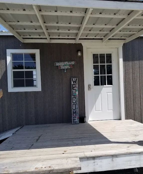 Wandering Lakes RV Park Picture 4