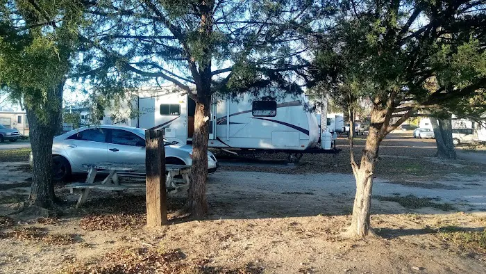 Ardmore RV Park Picture 10