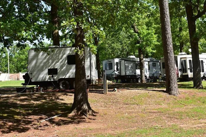 Millwood Golf & RV Resort Picture 6