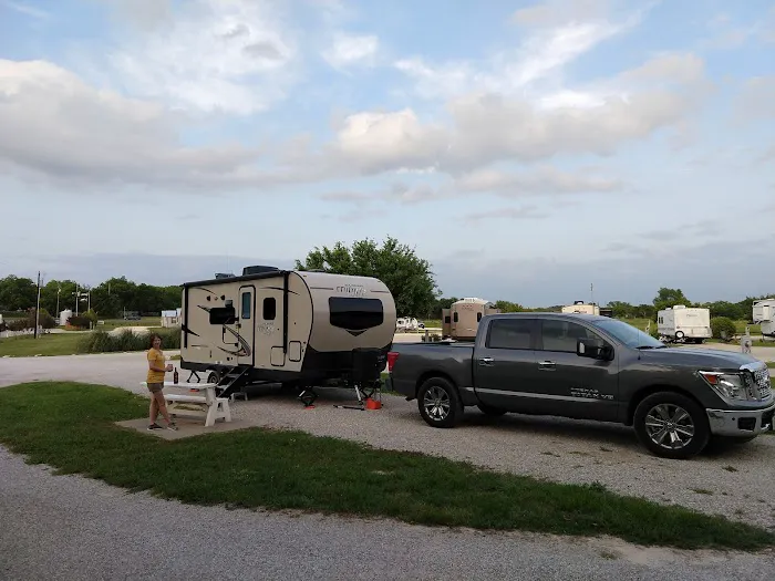 Lost Creek RV Park Picture 3