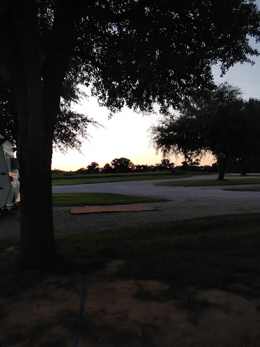 Camel Stop Inc Picture 2