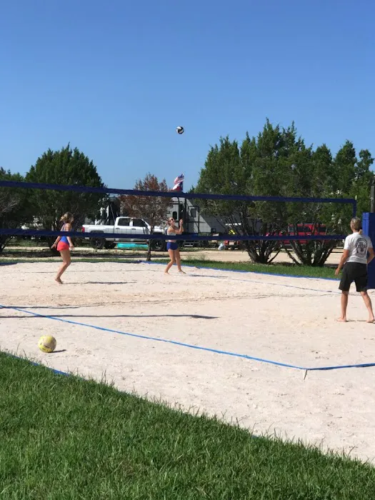 Lucky Horseshoe RV Park Picture 5