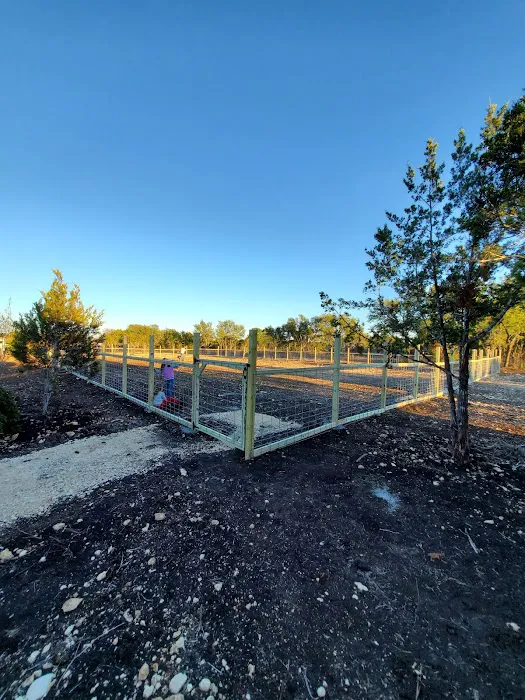 Lucky Horseshoe RV Park Picture 9