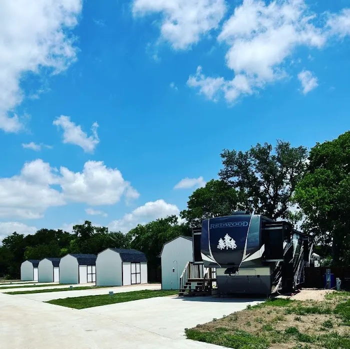 Juniper Ridge RV Village Picture 5