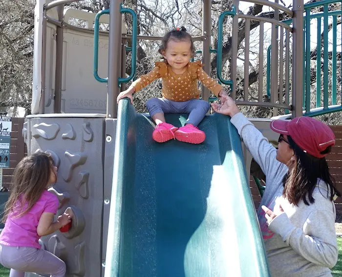 Rio Bonito RV Park and Cabin Picture 6