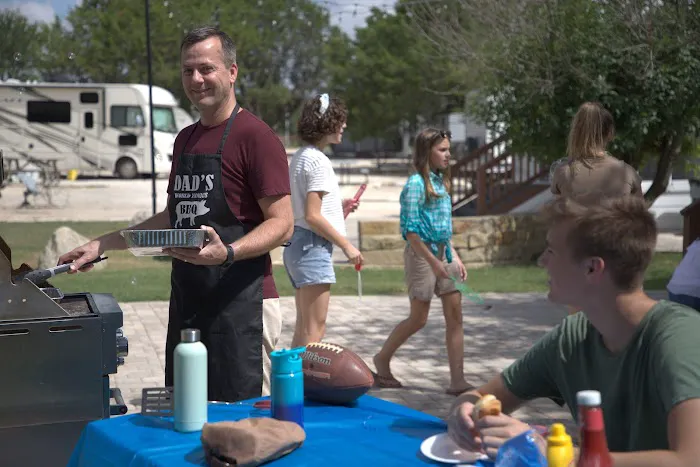 Rio Bonito RV Park and Cabin Picture 5