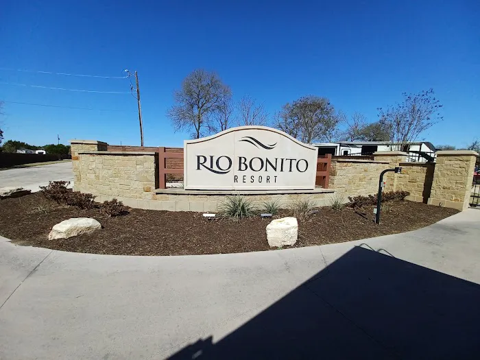 Rio Bonito RV Park and Cabin Picture 7