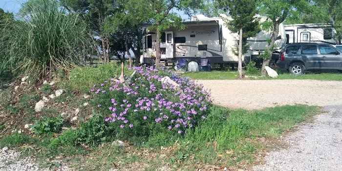 Patriot RV Park - Bertram Picture 7