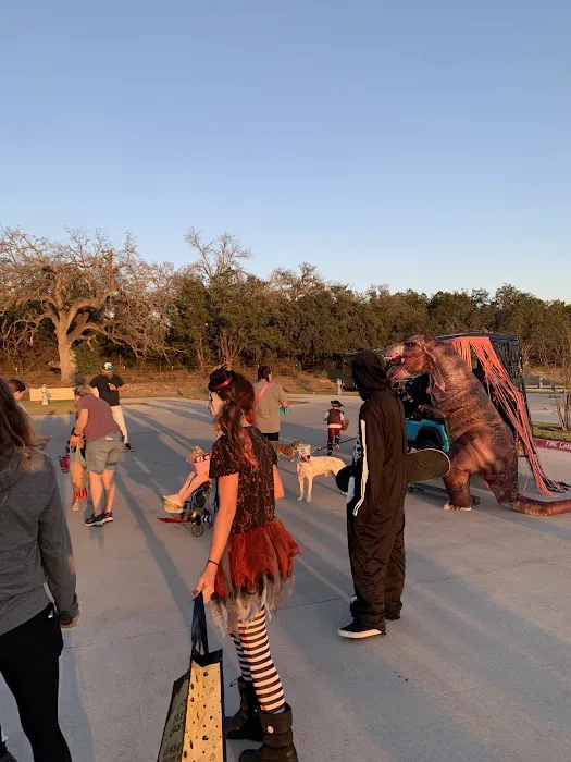 LHTX RV Resort Picture 4