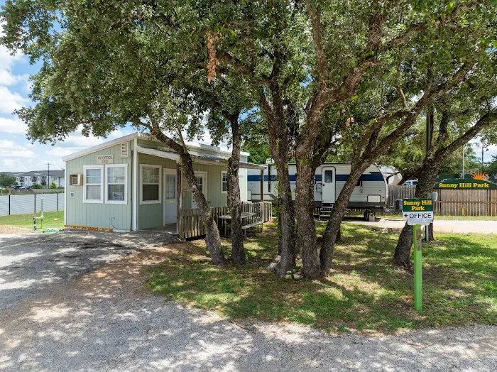 Sunny Hill RV Park Picture 3