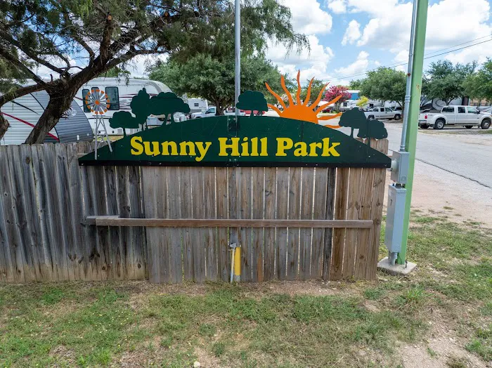 Sunny Hill RV Park Picture 6