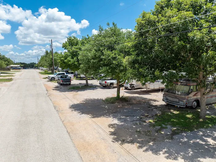 Sunny Hill RV Park Picture 4