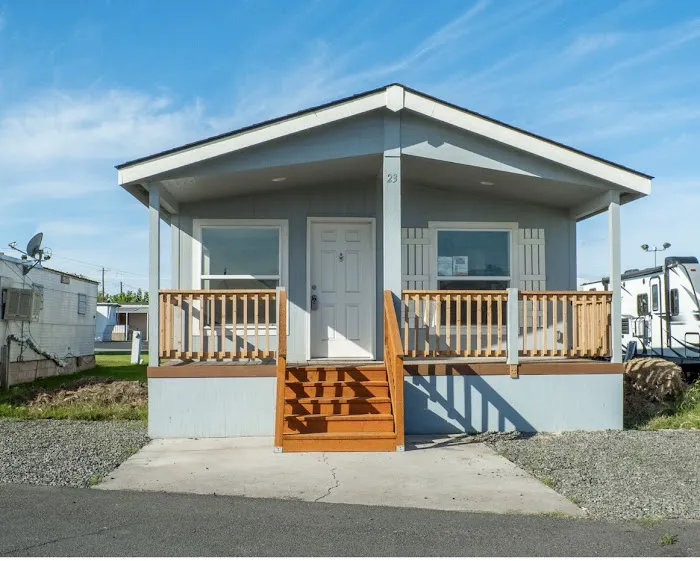 Blue Sky Estates Picture 3