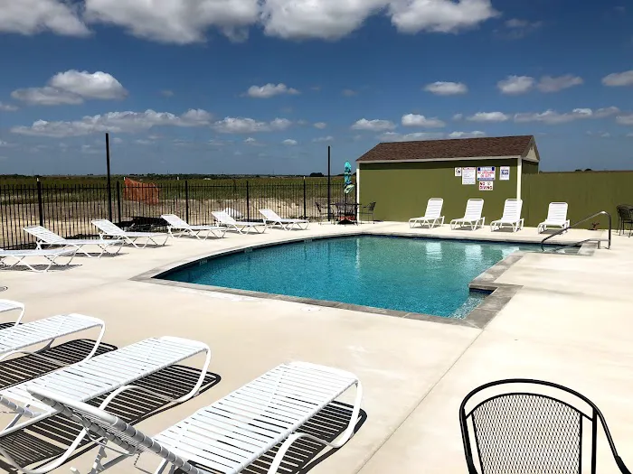 Retreat at 971 RV Park Picture 3