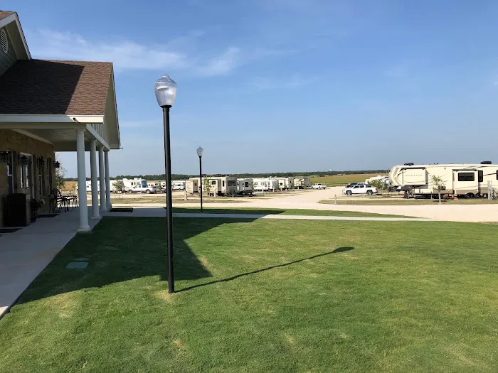 Retreat at 971 RV Park Picture 7