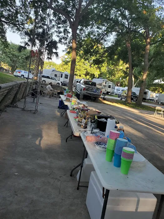 Shady River RV Resort Picture 1