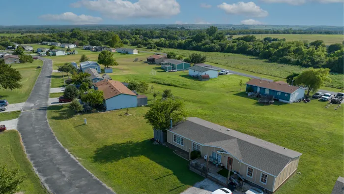 Country Glen Estates Picture 1