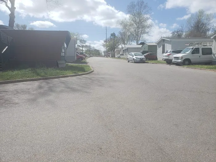 Capitol Manor Mobile Home Park, LLC Picture 8