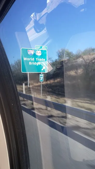 Tejas Mobile Plaza Picture 6