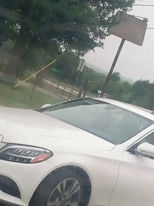 Tejas Mobile Plaza Picture 9