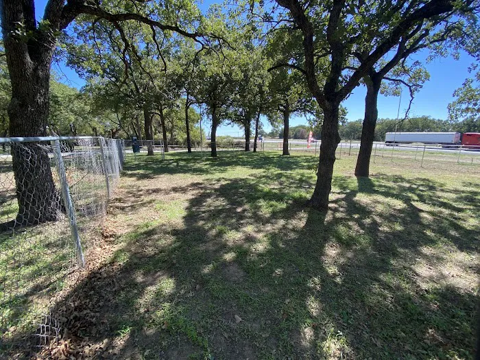 Shady Oaks RV Park Picture 6