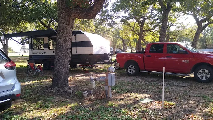 Shady Oaks RV Park Picture 5