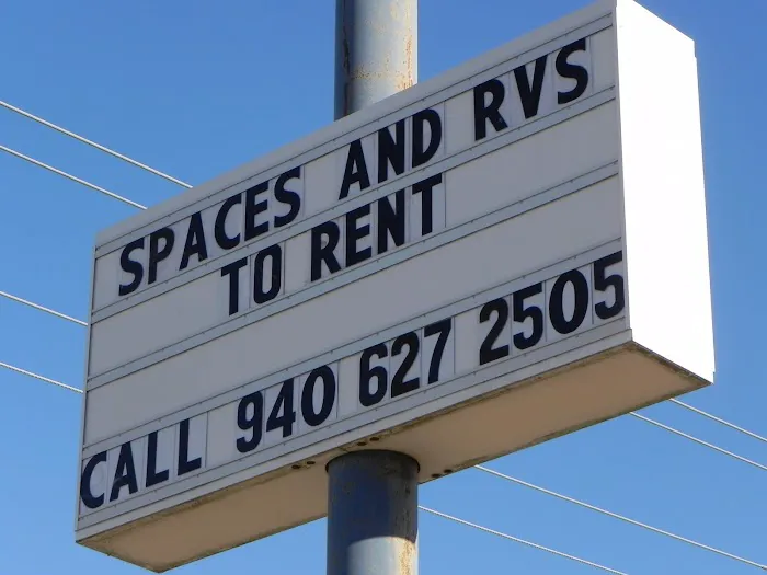 Alvord Oaks RV Park Picture 8