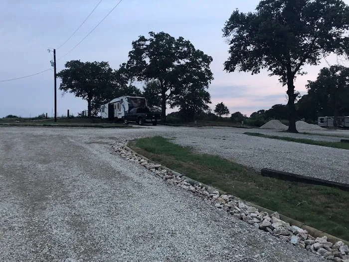 Home Again RV Park Picture 10