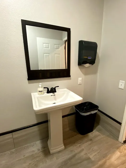 Stephenville RV Park - formerly R&R RV Park by the Reservoir Picture 3