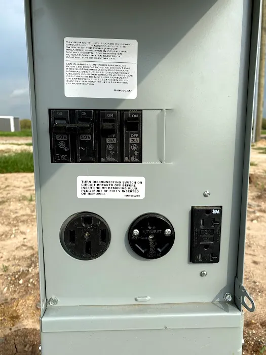 Stephenville RV Park - formerly R&R RV Park by the Reservoir Picture 9