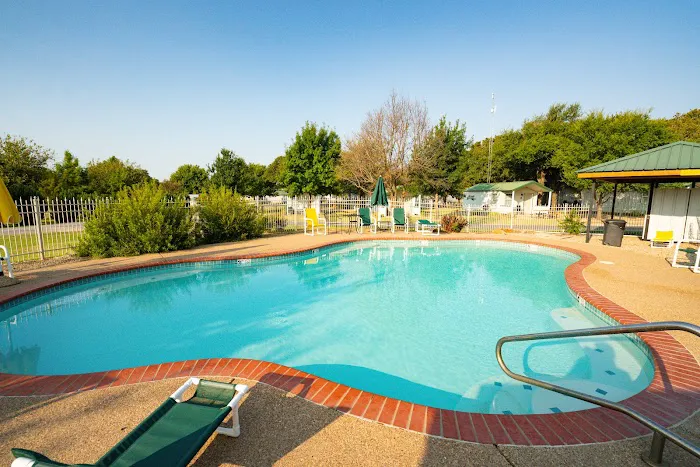 Great Escapes RV Resorts North Texas Picture 3