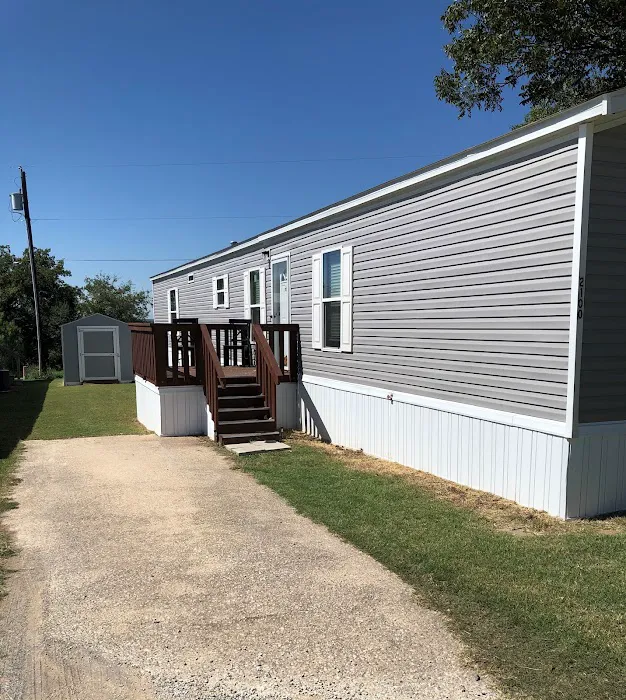 Woodhaven Mobile Home Community Picture 3