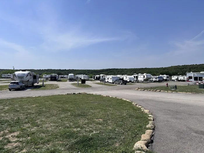 Pine Valley RV Resort Picture 4