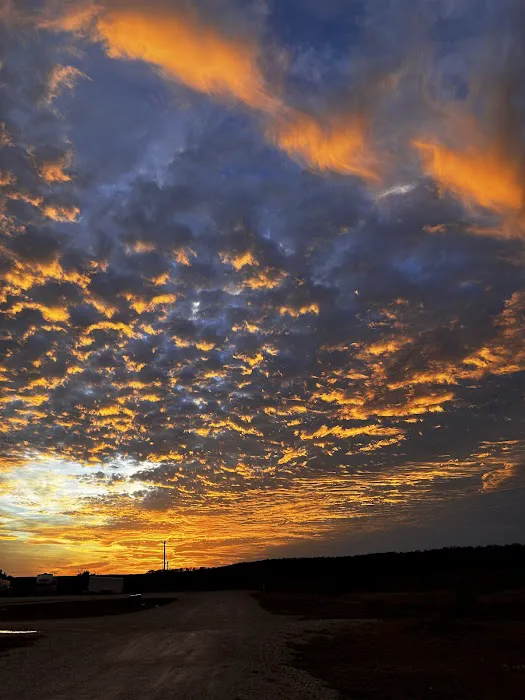 Pine Valley RV Resort Picture 9