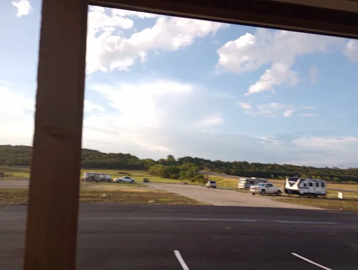 Pine Valley RV Resort Picture 7