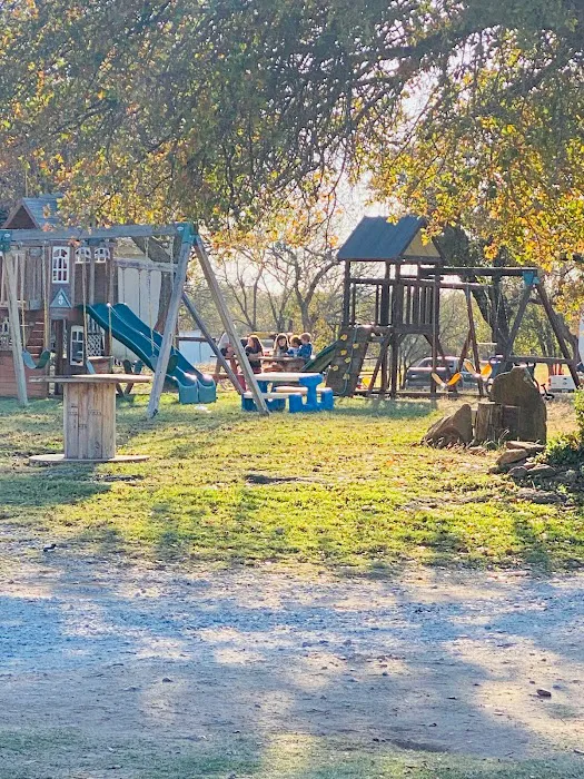 Rolling Creek RV Park Picture 10