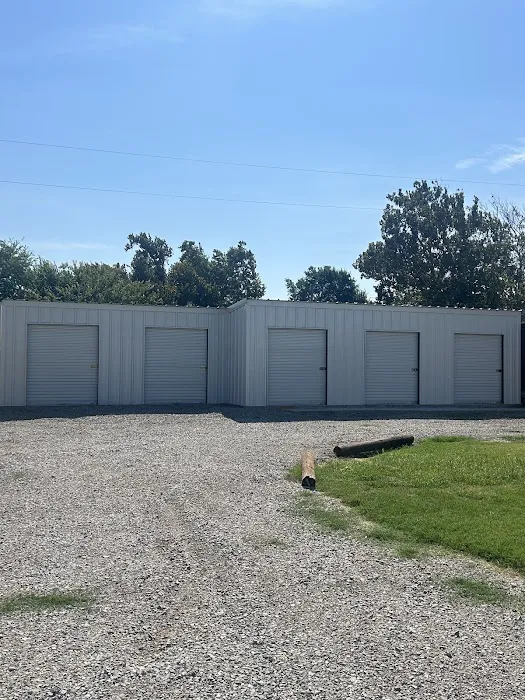 Red River R RV Park & Self Storage Picture 1