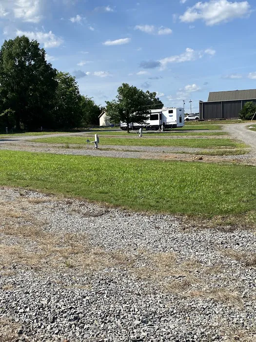 Eagles Nook RV Park Picture 10