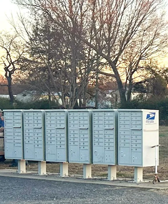 Moon Mobile Home Community Picture 1