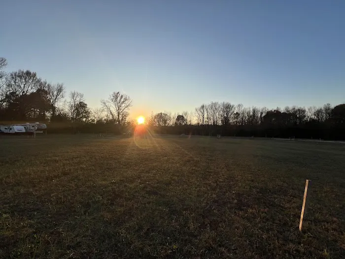 Sweet Escape RV Resort Picture 2